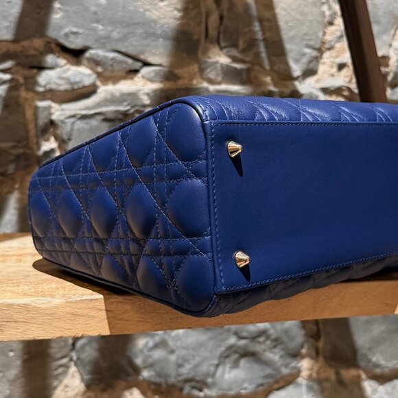 Dior 2022 Blue Lambskin Cannage Medium Lady Dior Handbag - Picture 6 of 16